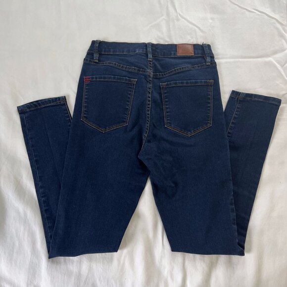 Urban Outfitters BDG Twig High Rise Dark Wash Denim Jeans | Size 27 - Picture 4 of 6